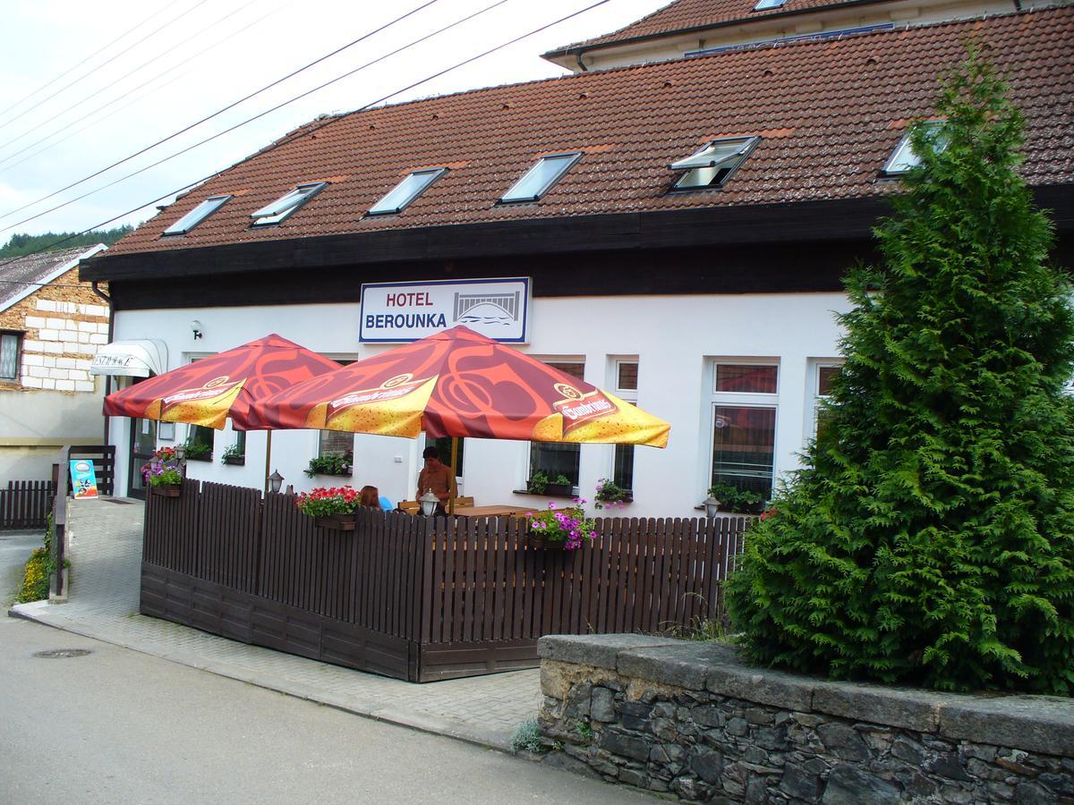Hotel Berounka Liblín Buitenkant foto