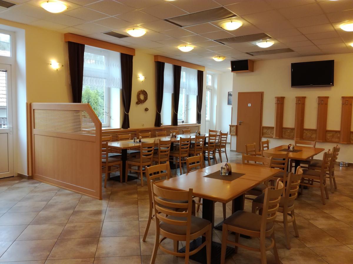 Hotel Berounka Liblín Buitenkant foto