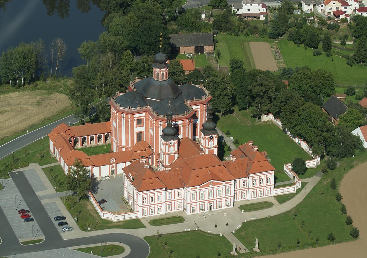 Hotel Berounka Liblín Buitenkant foto